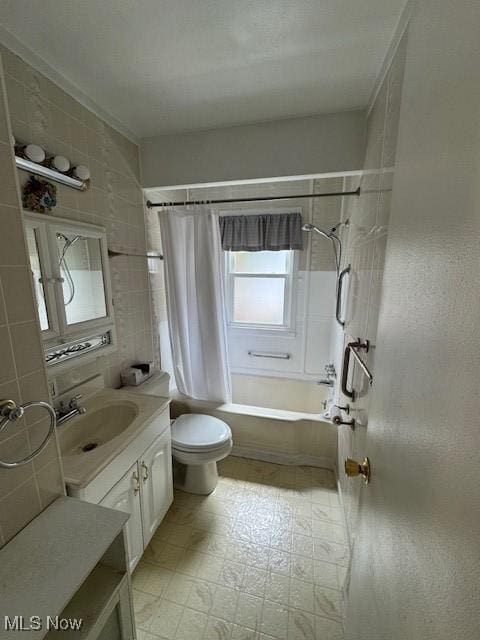 32704 Willowick Dr, Willowick, OH 44095 - photo 22