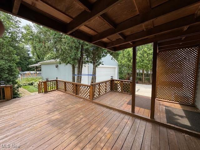 32704 Willowick Dr, Willowick, OH 44095 - photo 24