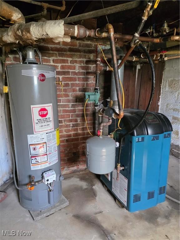 302 High St, Woodsfield, OH 43793 - utilities featuring gas water heater and a heating unit