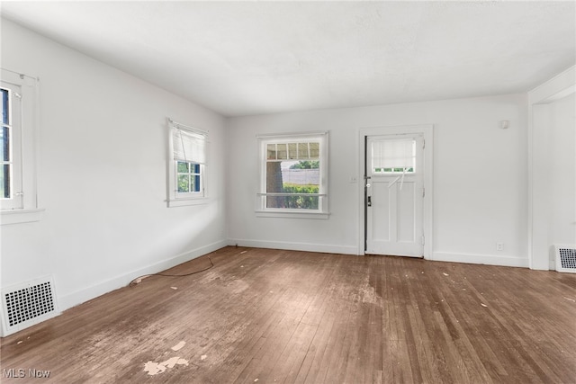 532 W Ravenwood Ave, Youngstown, OH 44511 - photo 28