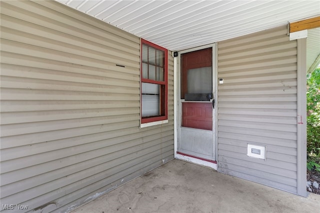 532 W Ravenwood Ave, Youngstown, OH 44511 - photo 7