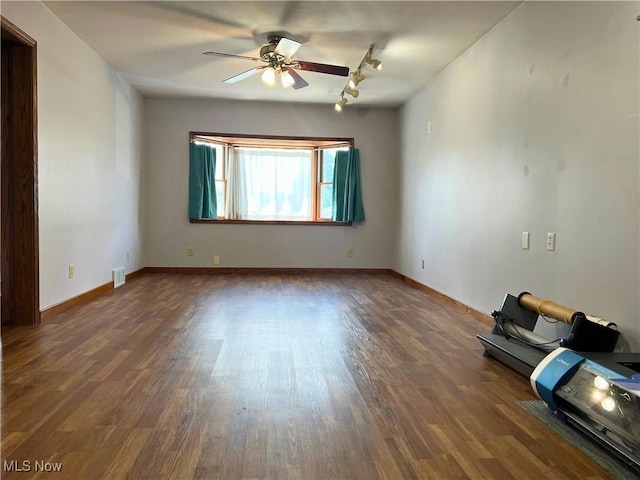 217 Minnich Ave NE, New Philadelphia, OH 44663 - photo 6