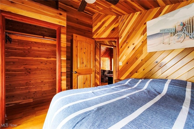7235 Spillway Rd, Lisbon, OH 44408 - bedroom with wood walls