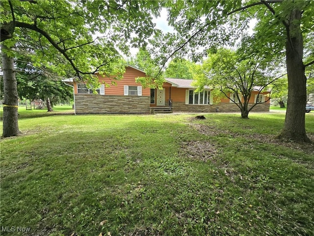 11491 Chapin St, Chesterland, OH 44026 - photo 2
