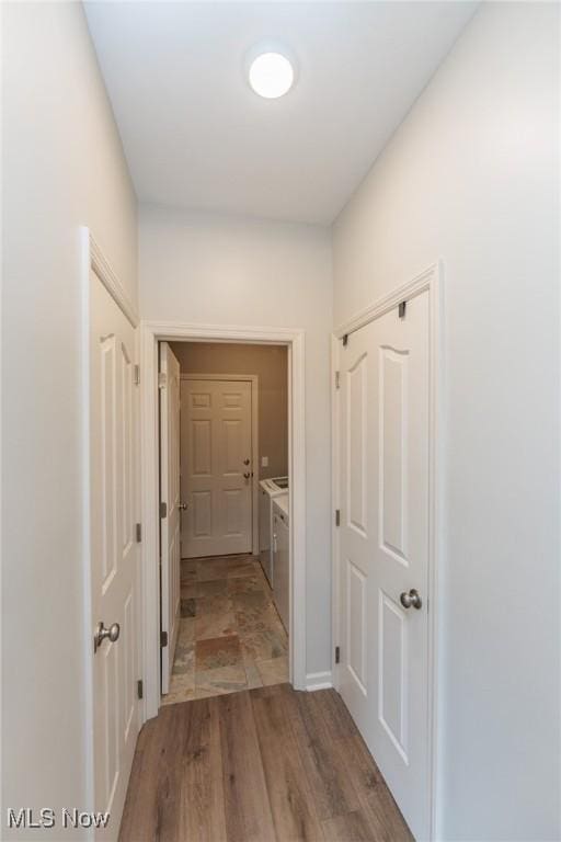 100 Hartford Ct, Broadview Heights, OH 44147 - corridor with light wood-style floors and baseboards