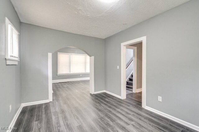 12008 Continental Ave, Cleveland, OH 44120 - photo 14