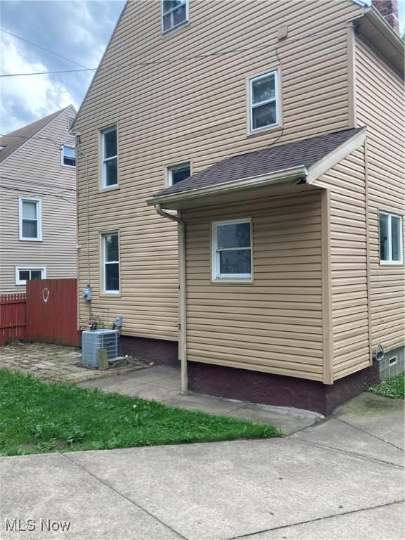 1529 Beardsley St, Akron, OH 44301 - photo 6