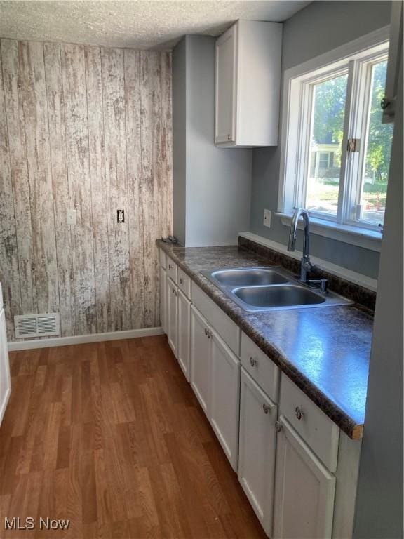 1529 Beardsley St, Akron, OH 44301 - photo 12