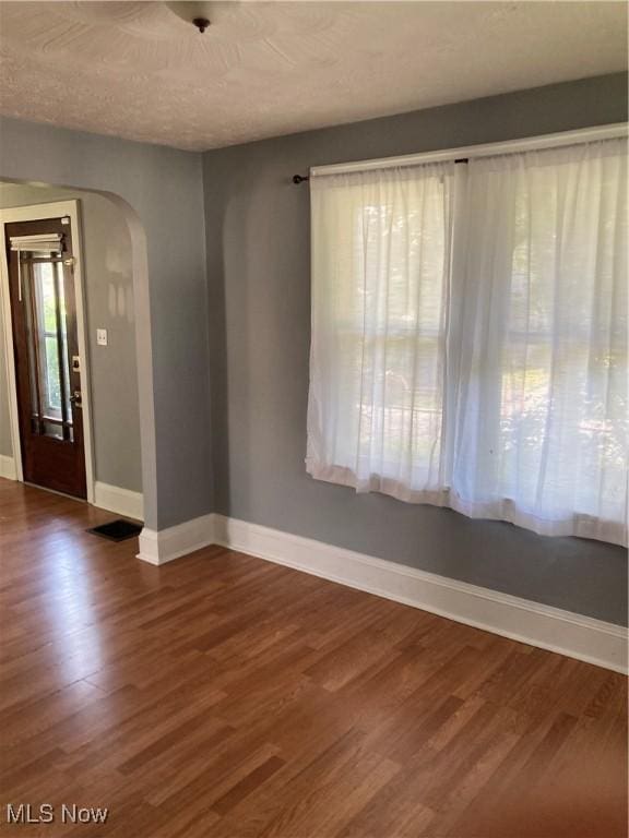1529 Beardsley St, Akron, OH 44301 - photo 18