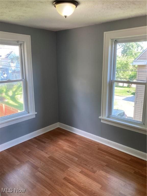 1529 Beardsley St, Akron, OH 44301 - photo 26