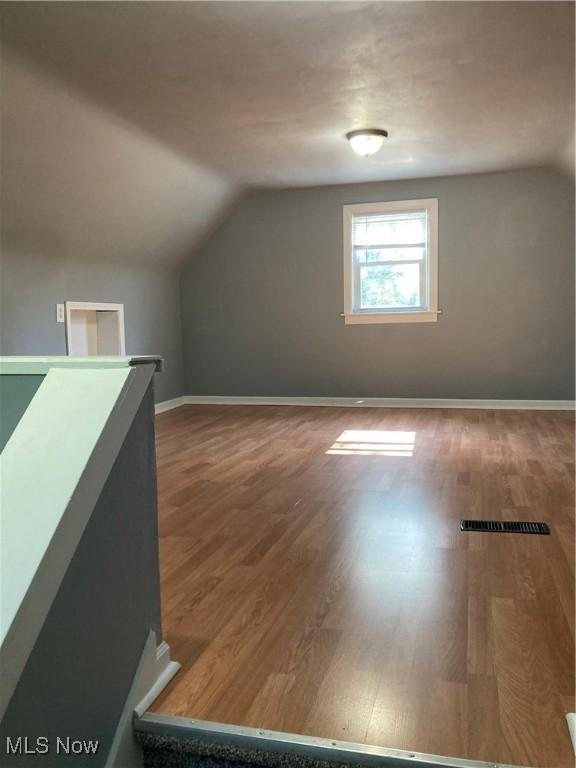 1529 Beardsley St, Akron, OH 44301 - photo 29