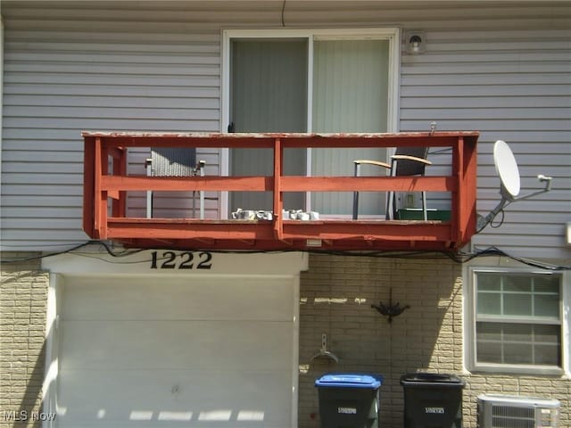 1222 N Carpenter Rd, Brunswick, OH 44212 - entrance to property featuring a balcony