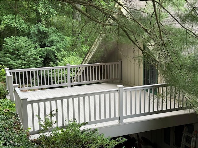 2650 W Buckhorn Dr Unit 823, Millersburg, OH 44654 - view of wooden terrace