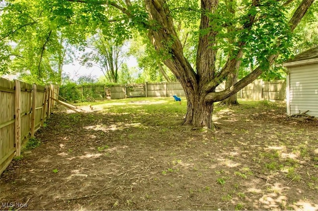 877 W Nimisila Rd, New Franklin, OH 44319 - view of fenced backyard
