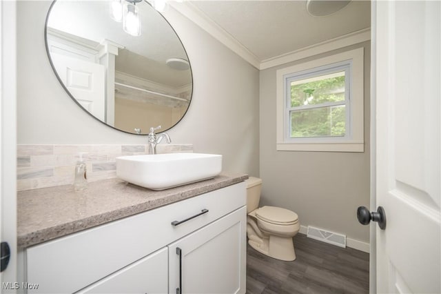 2364 Earl, Niles, OH 44446 - full bath featuring vanity, crown molding, wood finished floors, and a shower