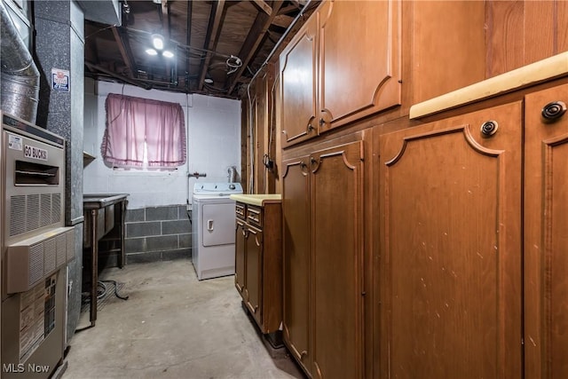 399 Abbyshire Rd, Akron, OH 44319 - laundry room with washer / dryer