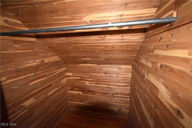 14514 Krems Ave, Maple Heights, OH 44137 - view of closet