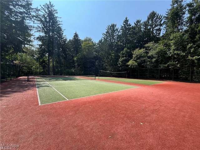 836 Arboretum Cir, Sagamore Hills, OH 44067 - view of tennis court