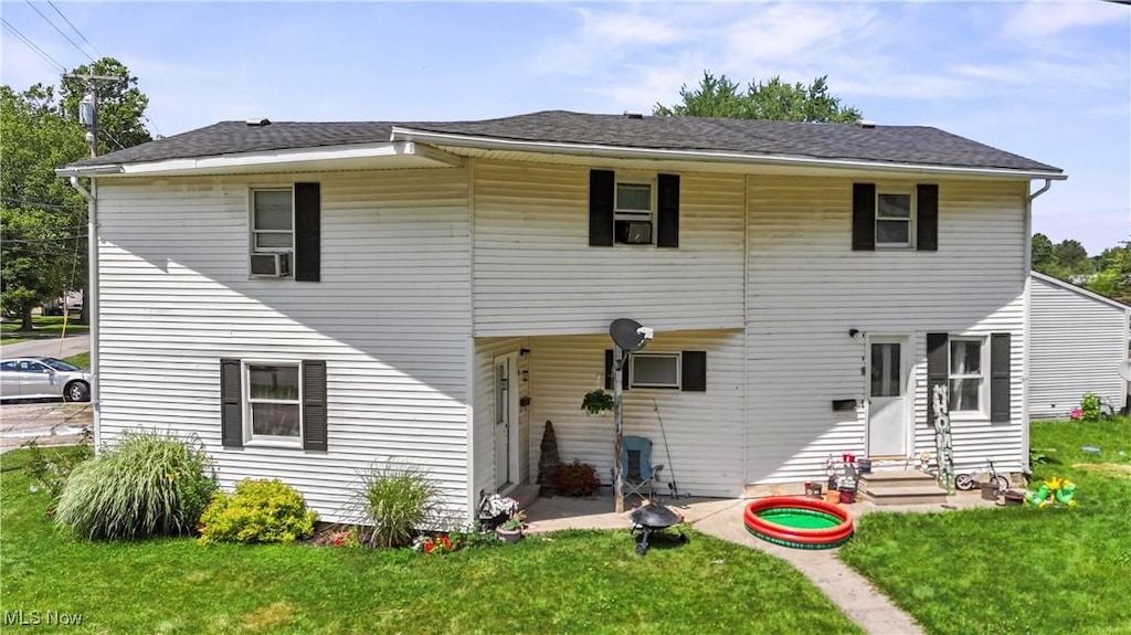 118 W Main St, New London, OH 44851 - photo 1