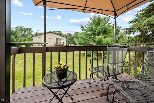 1222 Schneiders Crossing Rd NW # C, Dover, OH 44622 - deck with a lawn
