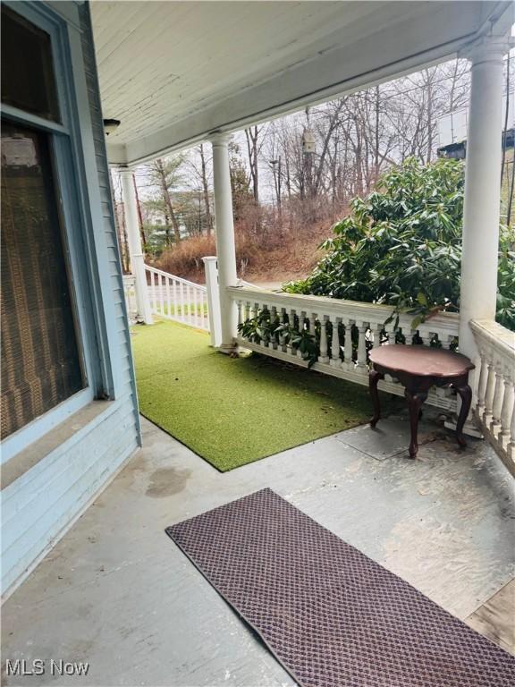 625 Main St, Caldwell, OH 43724 - view of covered porch