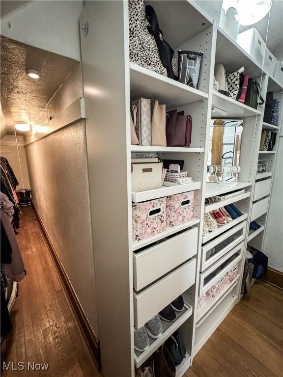 2208 Oak St, Parkersburg, WV 26101 - view of closet