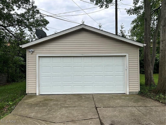 4514 Lilac Rd, South Euclid, OH 44121 - view of detached garage