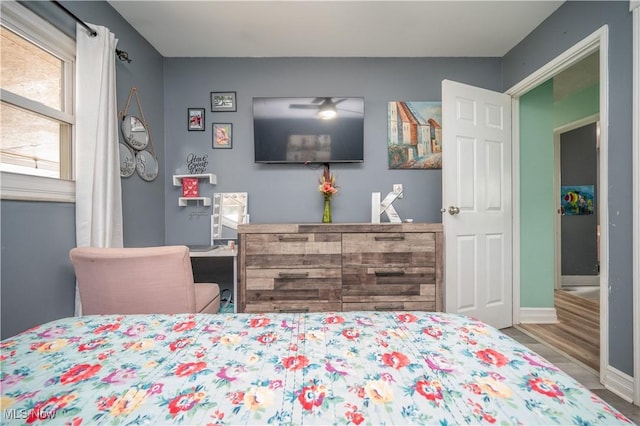 1291 Woodhurst Dr, Austintown, OH 44515 - bedroom featuring wood finished floors and baseboards