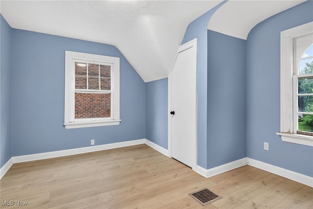 3521 Berkeley Rd, Cleveland Heights, OH 44118 - photo 32