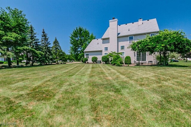 415 Cascade Ct, Avon Lake, OH 44012 - view of green lawn
