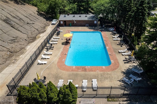 6480 State Rd Unit F7, Parma, OH 44134 - community pool with view of scattered trees