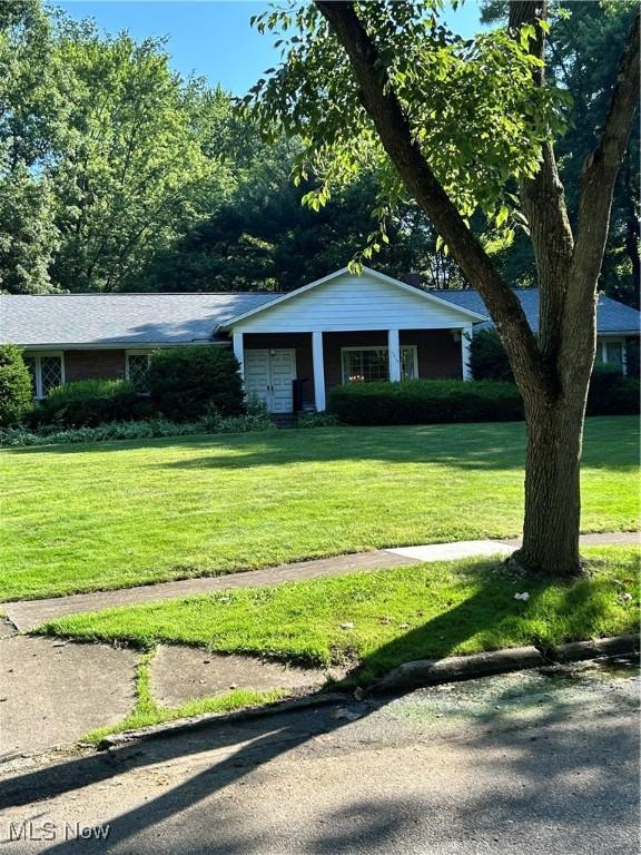 2915 Elmbrook Dr, Stow, OH 44224 - photo 1