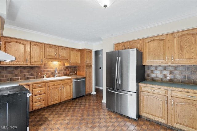 254 Eastern Rd, Doylestown, OH 44230 - kitchen featuring stainless steel appliances, crown molding, decorative backsplash, and light countertops