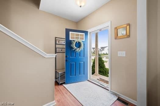 1932 Pinewood Ln, Painesville, OH 44077 - entryway with wood finished floors and baseboards