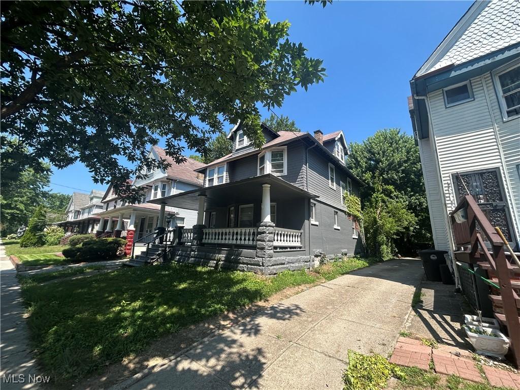 10721 Columbia Ave, Cleveland, OH 44108 - photo 3