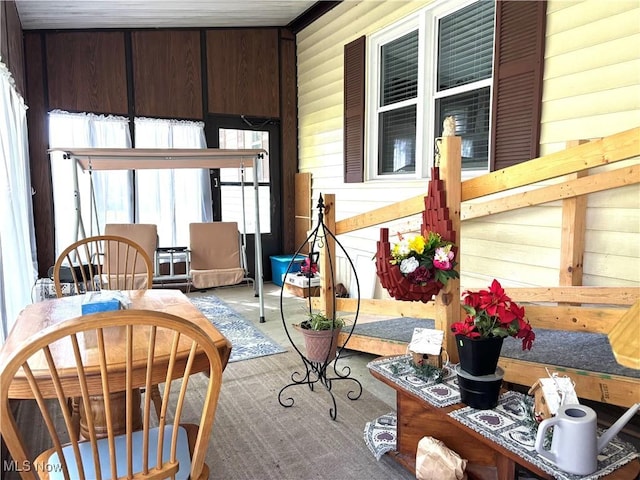 1229 Columbiana Lisbon Rd Unit 104, Columbiana, OH 44408 - view of sunroom / solarium