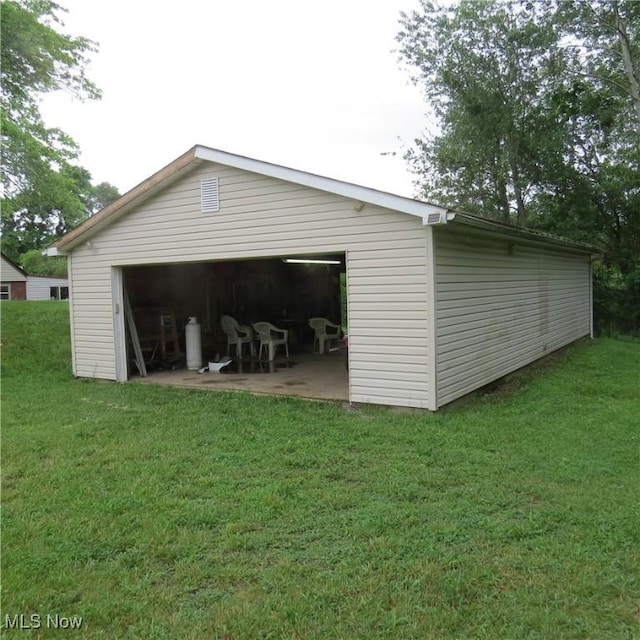 4018 Steubenville Rd SE, Amsterdam, OH 43903 - view of detached garage