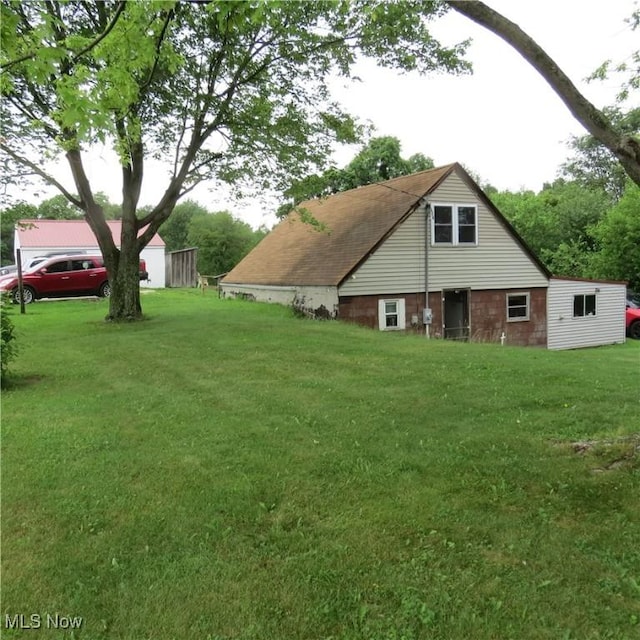 4018 Steubenville Rd SE, Amsterdam, OH 43903 - view of grassy yard