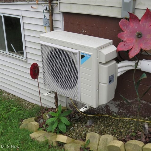 4018 Steubenville Rd SE, Amsterdam, OH 43903 - exterior view of an ac unit