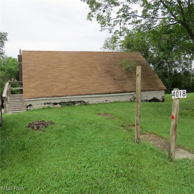 4018 Steubenville Rd SE, Amsterdam, OH 43903 - view of green lawn