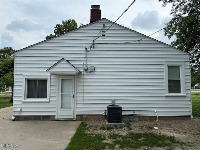 654 E 331st St, Eastlake, OH 44095 - photo 22