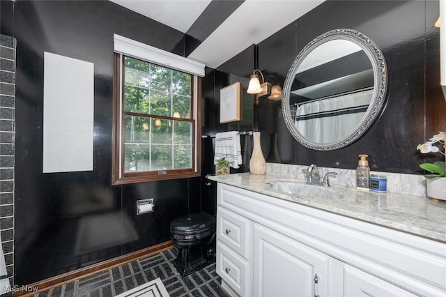 1593 Stonington Dr, Hudson, OH 44236 - bathroom featuring vanity and toilet