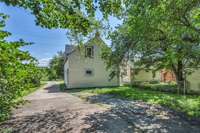 11113 Avon Ave, Cleveland, OH 44105 - view of property exterior
