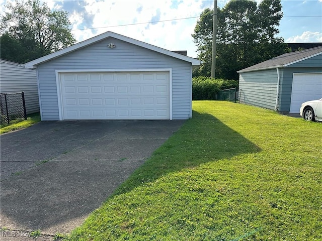4011 E 29th St, Newburgh Heights, OH 44105 - view of detached garage
