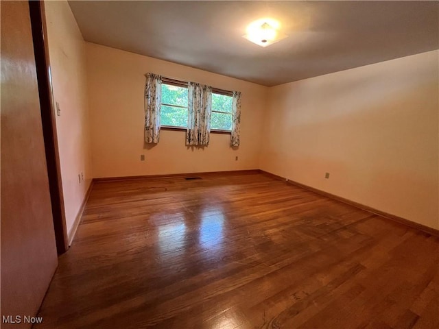 361 W Jefferson Ave, Mcconnelsville, OH 43756 - photo 13