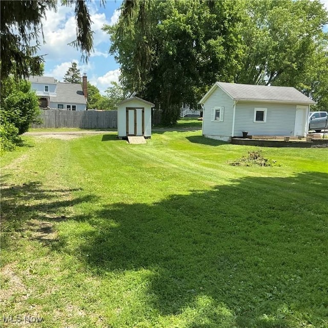 652 S Canal St, Canal Fulton, OH 44614 - photo 4