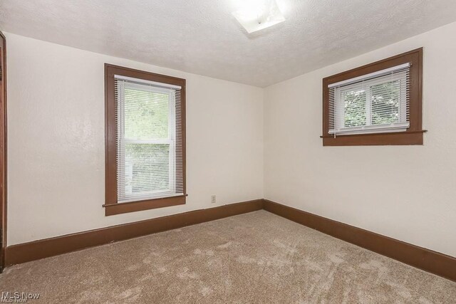 146 E Glenwood Ave, Akron, OH 44304 - photo 12