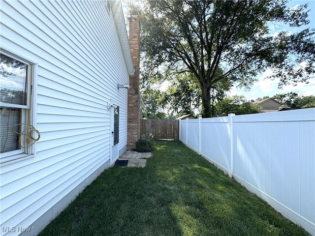 607 Wyndclift Cir, Austintown, OH 44515 - view of fenced backyard