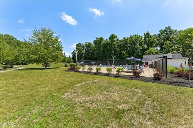 915 Cimarron Oval, Aurora, OH 44202 - view of yard