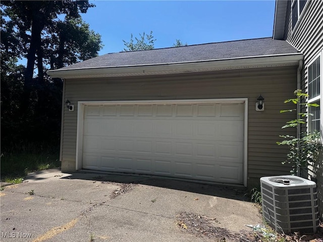17714 S Miles Rd, Cleveland, OH 44128 - photo 13